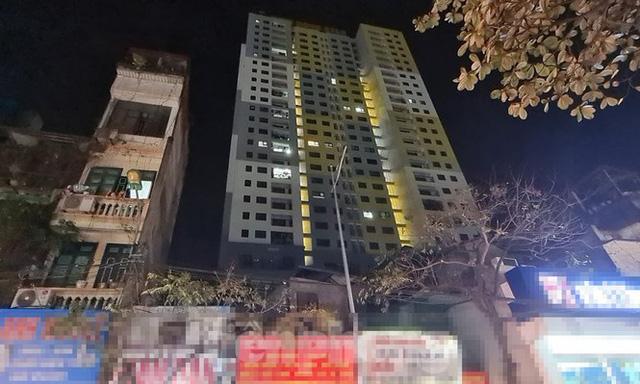 Cuối năm, Hà Nội nở rộ dự án cao ốc ‘lùa dân vào ở khi chưa đủ điều kiện - Ảnh 5. Cuối năm, Hà Nội nở rộ dự án cao ốc ‘lùa dân vào ở khi chưa đủ điều kiện - Ảnh 5.