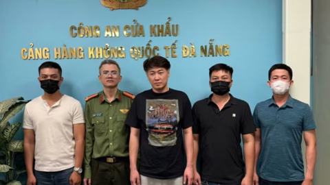 Công an Đà Nẵng bắt giữ một người Hàn Quốc bị Interpol truy nã đỏ