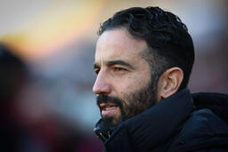 Man Utd sao chép ý tưởng của đối thủ để chiến thắng