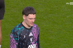 Liverpool trả giá đắt cho chiến thắng vòng 27 Ngoại hạng Anh