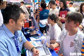 <a href="/giao-duc" title="Giáo dục" rel="dofollow">Giáo dục</a>