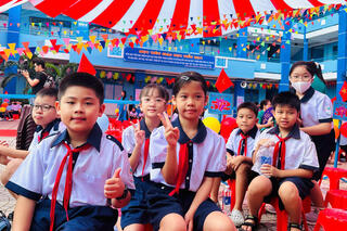 <a href="/giao-duc" title="Giáo dục" rel="dofollow">Giáo dục</a>