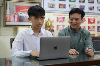 <a href="/giao-duc" title="Giáo dục" rel="dofollow">Giáo dục</a>