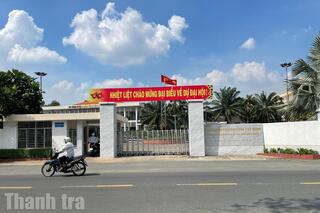 <a href="/kinh-te" title="Kinh tế" rel="dofollow">Kinh tế</a>