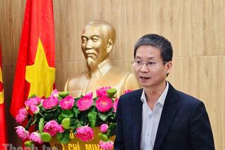 <a href="/thoi-su" title="Thời sự" rel="dofollow">Thời sự</a>