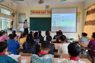 <a href="/giao-duc" title="Giáo dục" rel="dofollow">Giáo dục</a>