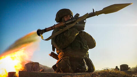 Top 3 vũ khí Nga bán chạy nhất thế kỷ 20: Không thể thiếu "huyền thoại" AK-47