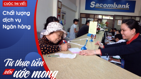 Đi giao dịch ngân hàng, bối rối viết đi viết lại những phiếu yêu cầu