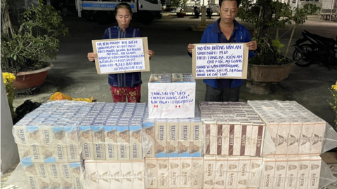 Bắt 2 vụ vận chuyển hàng cấm, thu giữ hàng nghìn bao thuốc lá lậu
