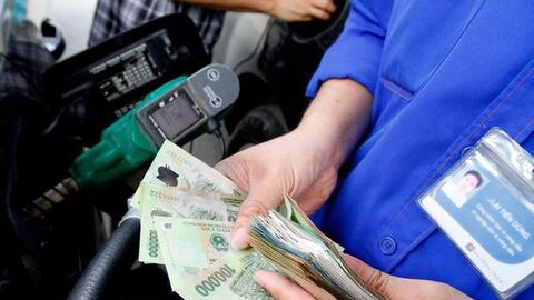 Thị trường xăng dầu: Giữa tháng 3 mới ổn định nguồn cung