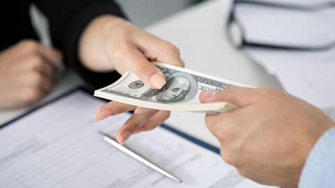Việt Nam chuẩn bị có quy định chính thức về cho vay ra nước ngoài