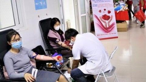Huyện Gia Lâm hưởng ứng Ngày hội hiến máu "Giọt hồng nhà giáo"