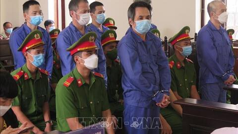 Tuyên án nhóm người Trung Quốc sang Việt Nam sản xuất trái phép chất ma tuý