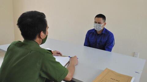 Mang bán tê tê vàng, trai làng bị bắt giam
