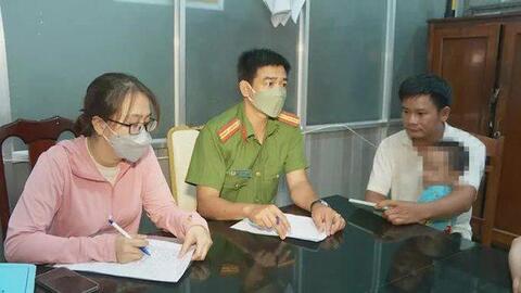 Khai tử con khi còn sống, người mẹ tường trình gì?