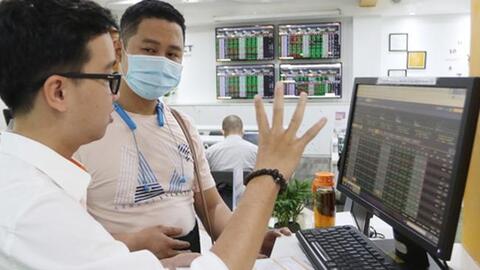 Vốn ngoại đang chờ TTCK Việt Nam được nâng hạng