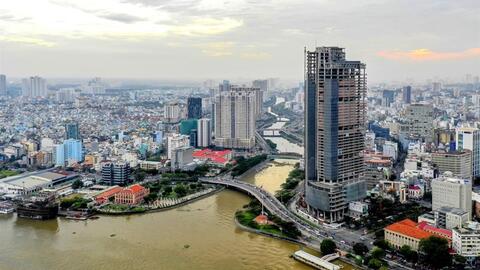 Dòng vốn thu hẹp khiến nguồn cung bất động sản hạn chế