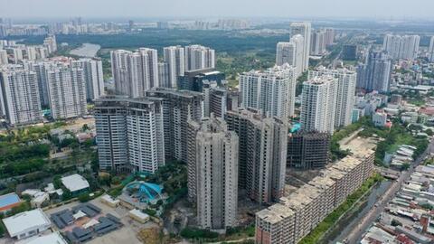 Giá bán bất động sản cắt lỗ “nhốn nháo”