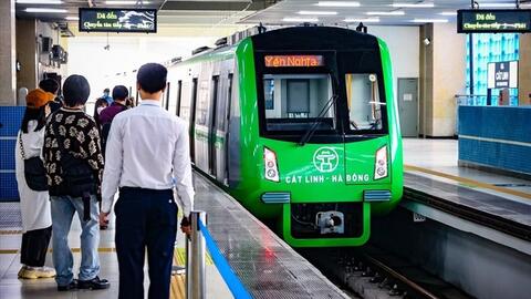 Chính phủ đốc thúc tiến độ các tuyến đường sắt đô thị tại Hà Nội, TP.HCM
