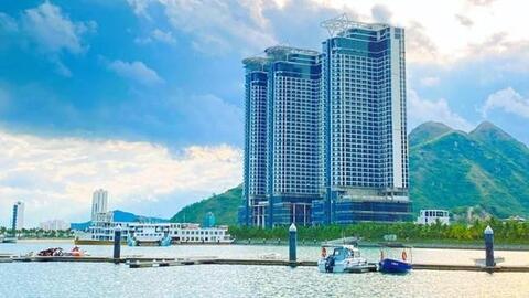 Loạt công ty bất động sản, xây dựng lớn bị ngân hàng siết nợ