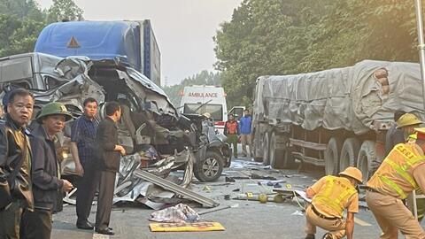 Tổng kiểm tra xe khách hợp đồng sau vụ tai nạn 5 người tử vong ở Lạng Sơn