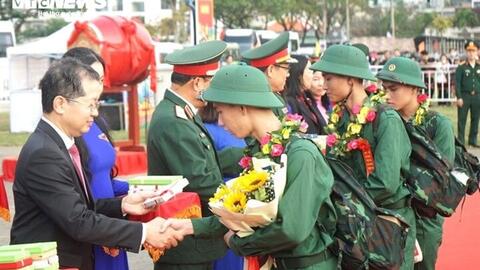 Đi du học có được miễn nghĩa vụ quân sự?