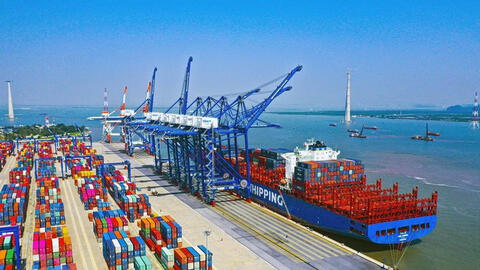 Xung đột Biển Đỏ: Doanh nghiệp xuất nhập khẩu tìm phương án thay thế