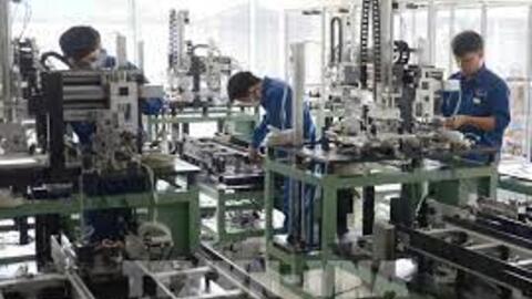 Phát triển công nghiệp trọng điểm chờ chính sách đột phát
