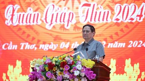 Thủ tướng Phạm Minh Chính đi thăm, chúc Tết và tặng quà tại Cần Thơ