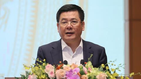 Bộ trưởng Công Thương: Không thể phát triển ngẫu hứng hay ồ ạt điện mặt trời áp mái
