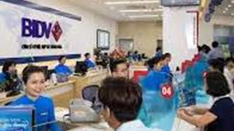 Giảm giới hạn cấp tín dụng, doanh nghiệp chật vật xoay xở vốn