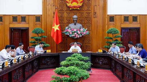 Thủ tướng chủ trì phiên họp thứ nhất Ban Chỉ đạo về rà soát, xử lý vướng mắc pháp lý