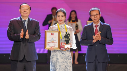 Giữ vững vị thế hàng đầu Thủ đô với Giải thưởng "Top 10 - Bệnh viện tốt nhất Việt Nam 2024"