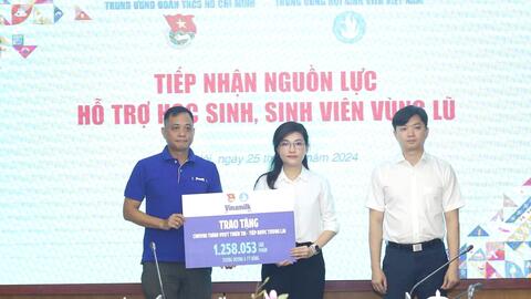 Chương trình “Vượt thiên tai – Tiếp bước tương lai” của Vinamilk vượt cam kết 6 tỷ đồng hỗ trợ trẻ em vùng bão lũ