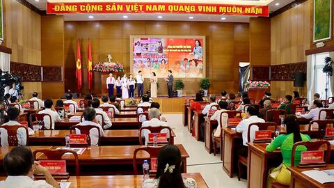 Đồng Tháp tổng kết 10 năm thực hiện Chỉ thị số 05-CT/TW của Bộ Chính trị khóa XII