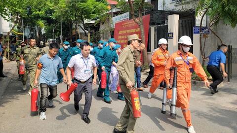 Cảnh giác với bà hỏa trong mùa thi