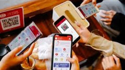 Hạn mức giao dịch qua Mobile Money có thể tăng lên 100 triệu đồng/tháng