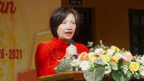 Cùng trò tiểu học tìm hiểu ngành nghề truyền thống của địa phương