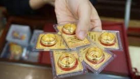 Giá vàng ngày 6/4: Thế giới giảm mạnh