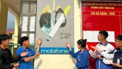 Xây dựng trường học không khói thuốc: Siết quản lý, bảo vệ học sinh