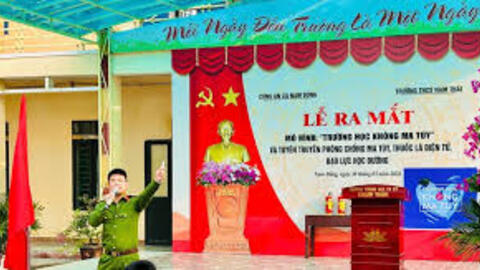 Xây dựng trường học không khói thuốc: Biến khẩu hiệu thành thói quen