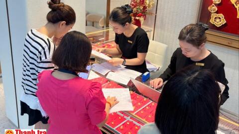 Giá vàng hôm nay 18/4: Vàng tăng giá nhẹ, thị trường chờ tín hiệu mới