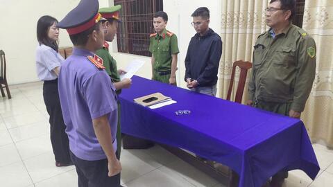 Khởi tố, bắt tạm giam đối tượng vi phạm PCCC gây vụ cháy xe ô tô làm 2 người tử vong