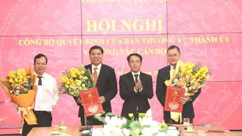 Hà Nội công bố các quyết định về công tác cán bộ