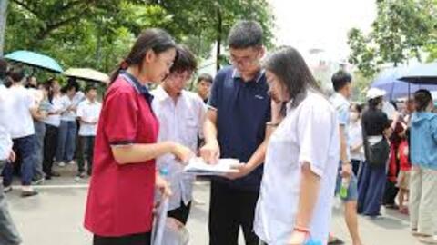 Gần 3.000 thí sinh Bắc Ninh hoàn thành thi vào lớp 10 chuyên