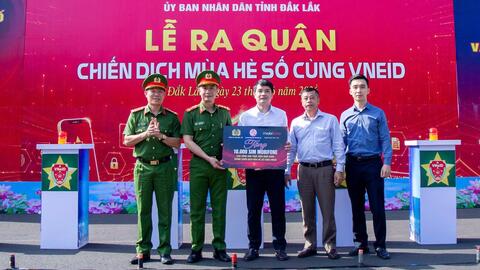 Đắk Lắk ra quân “Chiến dịch Mùa hè số cùng VNeID”