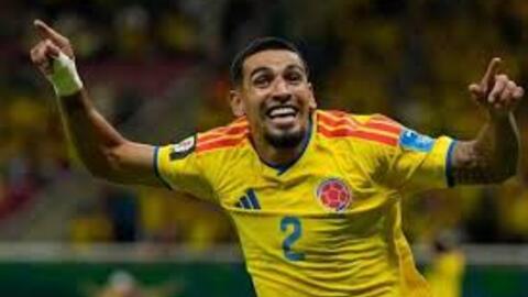 Hậu vệ ghi bàn giúp Colombia sớm giành vé vào vòng knock-out