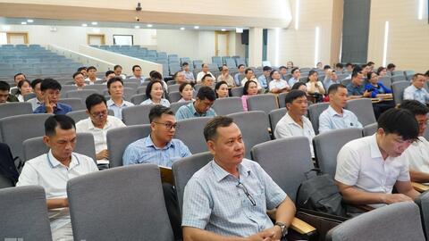 Trang bị kỹ năng kiểm tra chuyên ngành theo quy định mới cho gần 100 học viên