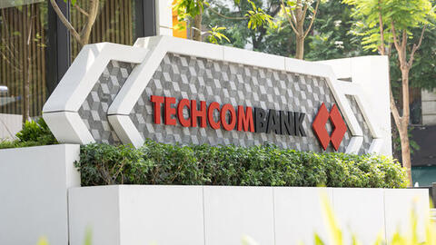 Fitch Ratings nâng xếp hạng tín nhiệm Techcombank lên BB