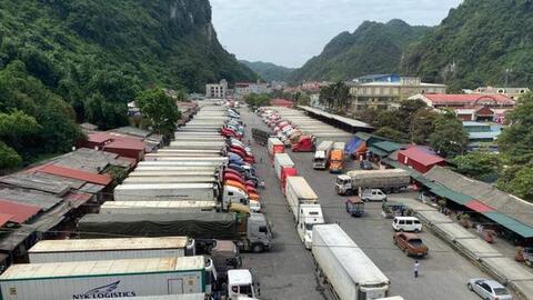 Cửa khẩu Tân Thanh thông quan trở lại